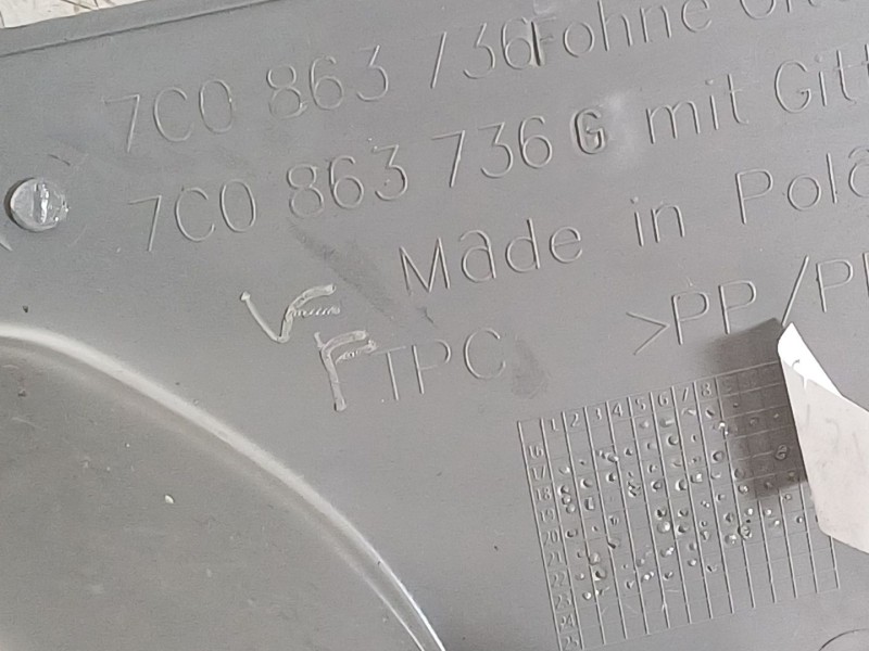 Recambio de moldura para volkswagen crafter kasten (sy) furgón 35 bl ta fwd referencia OEM IAM 7C0863736  