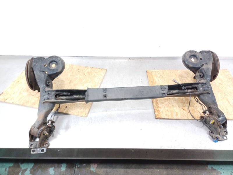 Recambio de puente trasero para peugeot partner kasten confort l1 referencia OEM IAM   