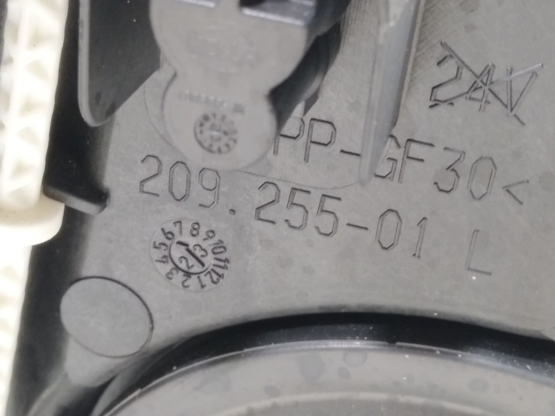 Recambio de faro izquierdo para volkswagen crafter kasten (sy) furgón 35 bl ta fwd referencia OEM IAM 7C1941005A  