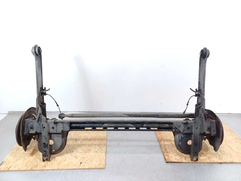 Recambio de puente trasero para opel vivaro furgón/combi (07.2006 =>) combi l1h1 2,7t edition referencia OEM IAM   