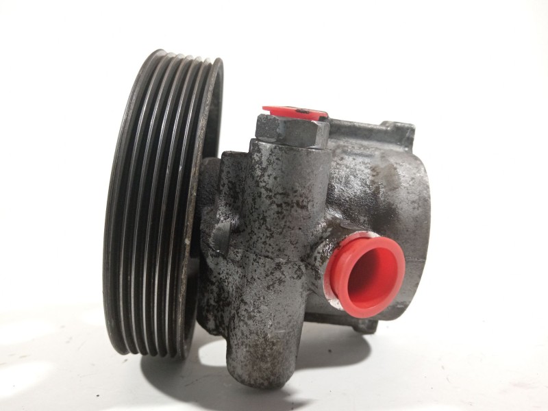 Recambio de bomba direccion para citroën xsara berlina 2.0 hdi 66kw premier referencia OEM IAM 9638339880  