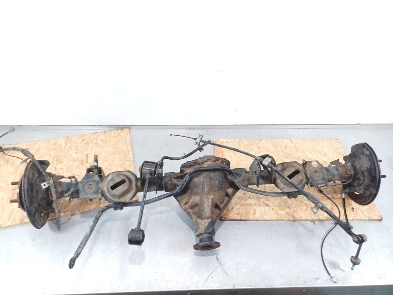 Recambio de puente trasero para ssangyong rexton w premium 2wd referencia OEM IAM   