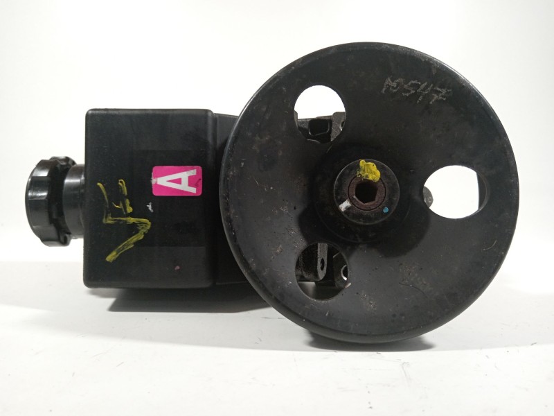 Recambio de bomba direccion para ssangyong rodius xdi referencia OEM IAM 6654602880  