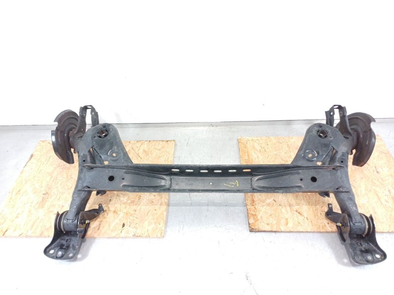 Recambio de puente trasero para volkswagen t-roc advance referencia OEM IAM 5Q0501049BJ  