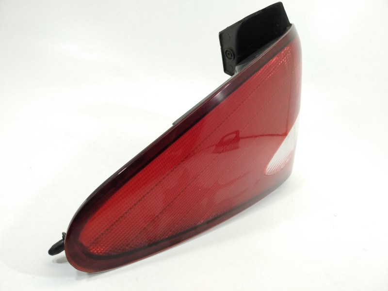 Recambio de piloto trasero izquierdo para ssangyong rodius xdi referencia OEM IAM 8360121304  