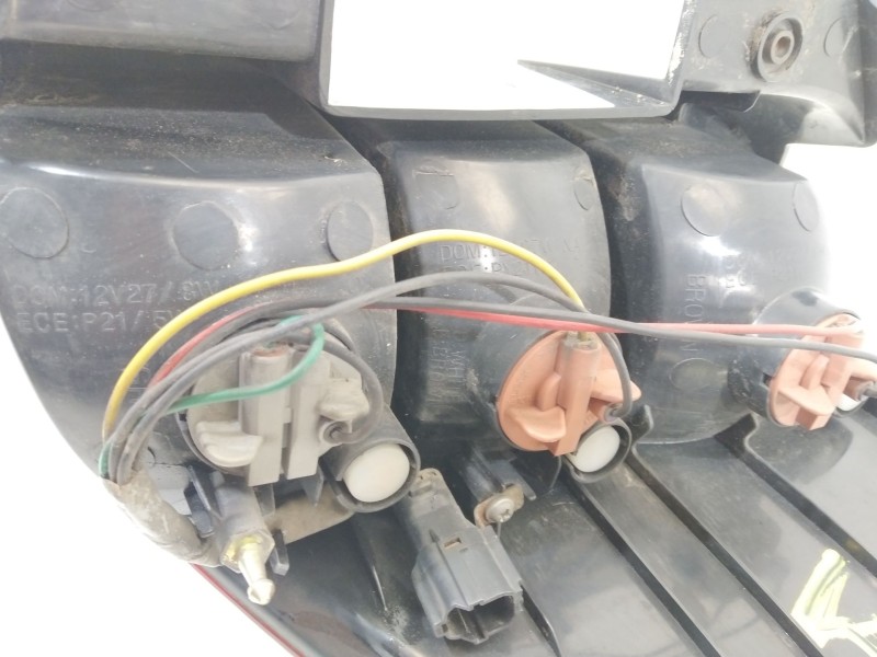 Recambio de piloto trasero izquierdo para ssangyong rodius xdi referencia OEM IAM 8360121304  
