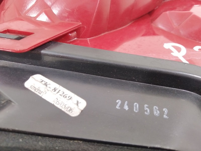 Recambio de piloto trasero izquierdo para peugeot 207 sport referencia OEM IAM 9649986680  