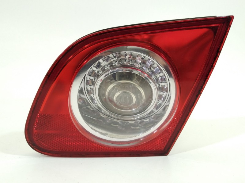 Recambio de piloto trasero derecho en porton para volkswagen passat berlina (3c2) advance referencia OEM IAM 3C5945094E  