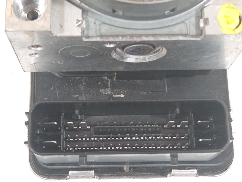 Recambio de abs para ford focus st-line referencia OEM IAM JX612B373GG  