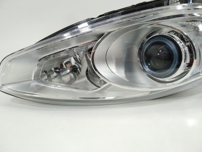 Recambio de faro derecho para ford c-max edition referencia OEM IAM AM5113005AF  