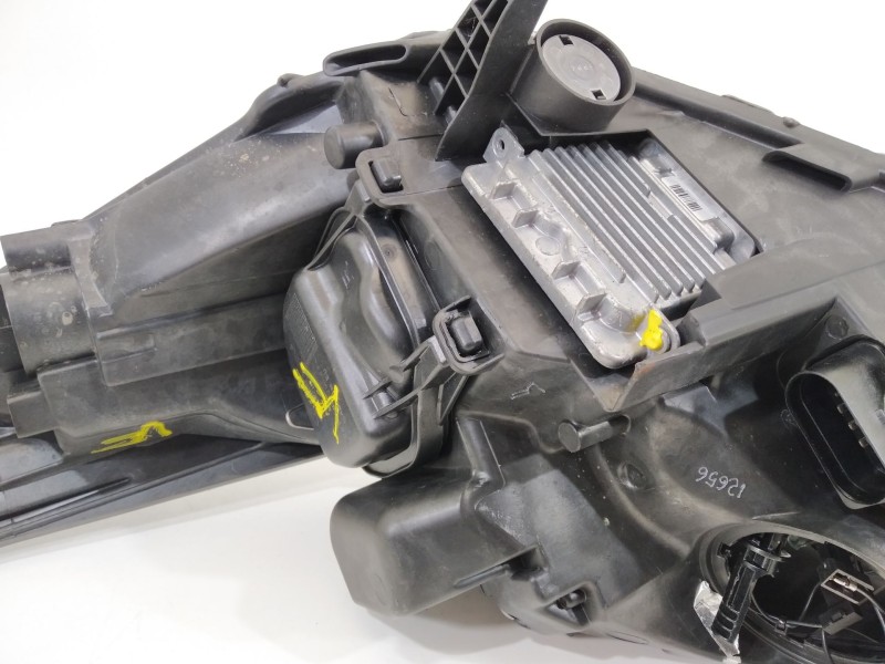 Recambio de faro derecho para ford c-max edition referencia OEM IAM AM5113005AF  