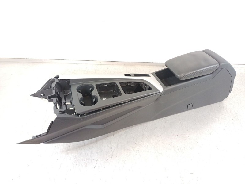 Recambio de apoyabrazos central para audi a5 sportback (f5a) advanced quattro referencia OEM IAM 8W1863241A  
