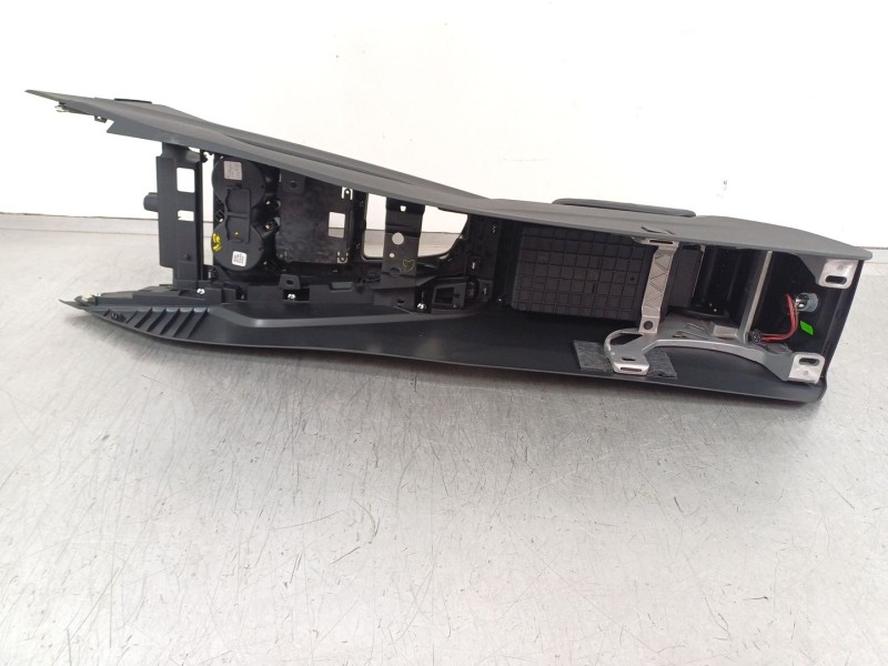 Recambio de apoyabrazos central para audi a5 sportback (f5a) advanced quattro referencia OEM IAM 8W1863241A  