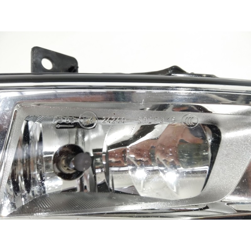 Recambio de faro antiniebla derecho para nissan qashqai ii suv (j11, j11_) 1.5 dci referencia OEM IAM 261508995A  90078635