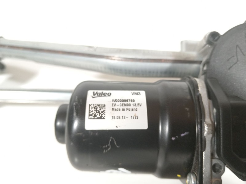 Recambio de motor limpia delantero para peugeot 208 2020 referencia OEM IAM 9824784980  