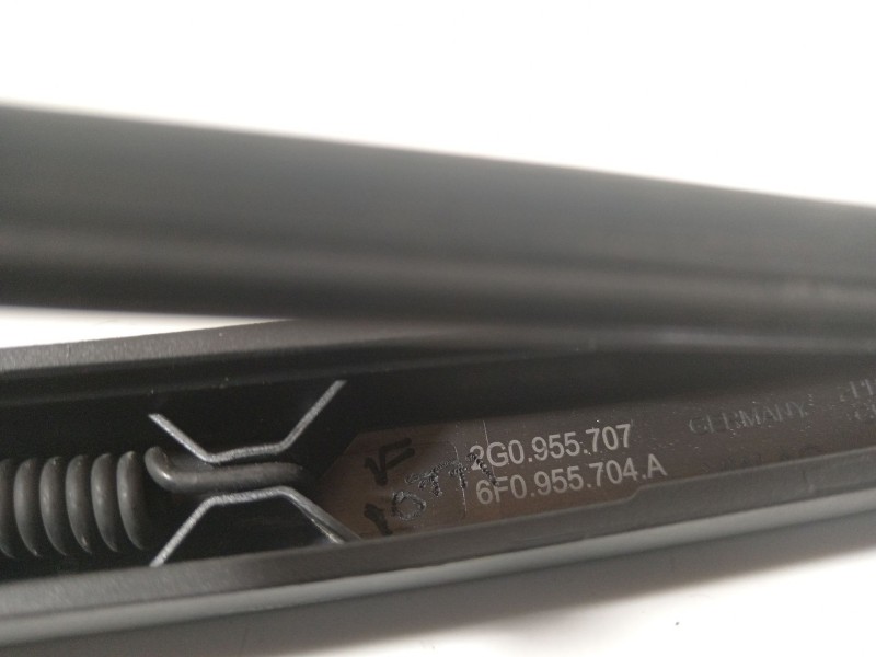 Recambio de brazo limpia trasero para seat ibiza (kj1) referencia OEM IAM 6F0955704A  2G0955707