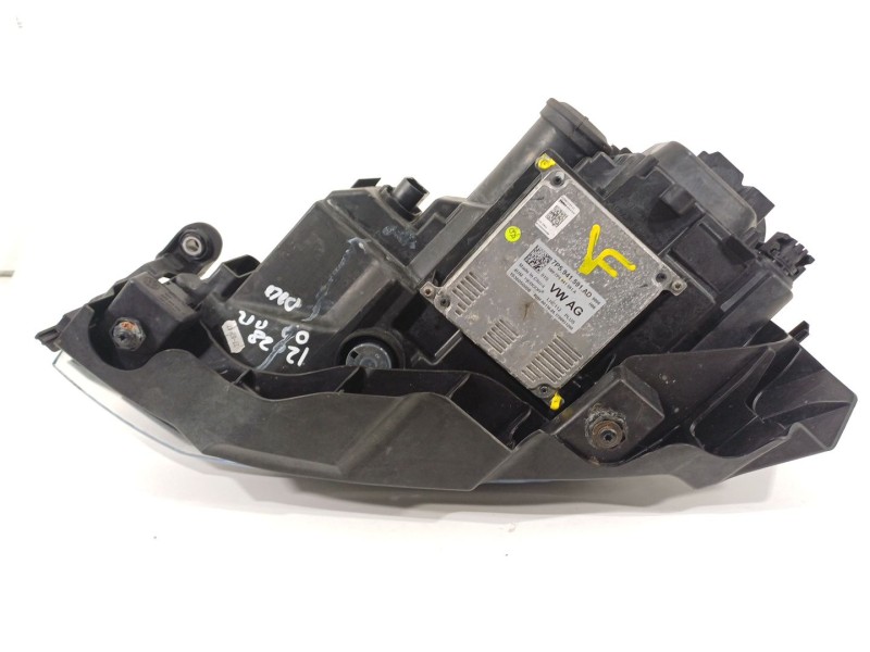 Recambio de faro derecho para volkswagen polo vi (aw1, bz1, ae1) 1.0 tsi referencia OEM IAM 2G1941036B  2G1941773