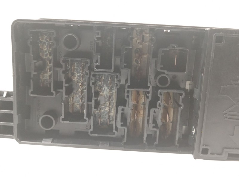 Recambio de caja reles / fusibles para bmw mini (r56) cooper s referencia OEM IAM 17236010 1243179060608 3449504