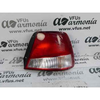PILOTO TRASERO DERECHO 9240225220 