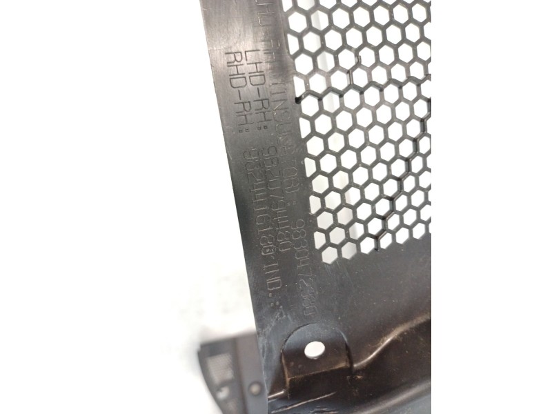 Recambio de torpedo para peugeot 208 2020 referencia OEM IAM 9820794480 9830472380 9824416180