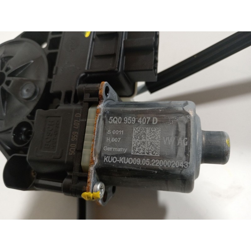 Recambio de elevalunas trasero izquierdo para seat ibiza (kj1) referencia OEM IAM 5G0857552DC  5Q0959407D