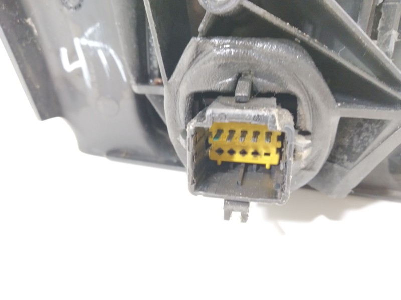 Recambio de retrovisor izquierdo para renault megane ii familiar authentique referencia OEM IAM 7701068373  