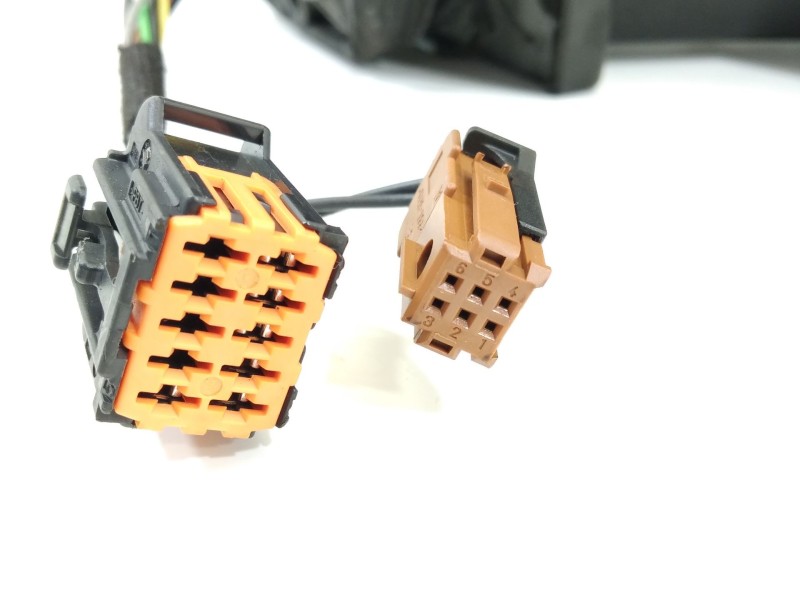 Recambio de retrovisor derecho para peugeot 308 sw access referencia OEM IAM 98088639XT  