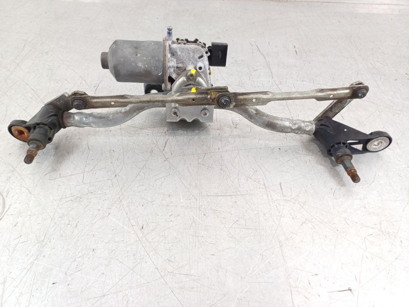 Recambio de motor limpia delantero para ford ecosport titanium referencia OEM IAM   