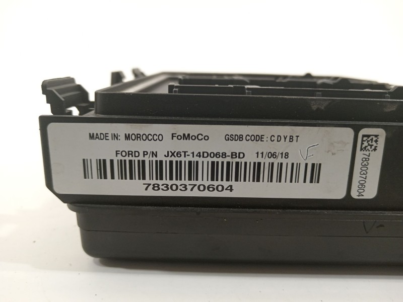 Recambio de caja reles / fusibles para ford focus st-line referencia OEM IAM JX6T14D068BD  