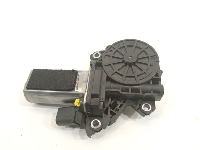 Recambio de motor cierre centralizado delantero derecho para porsche panamera diesel referencia OEM IAM 4F0837060  