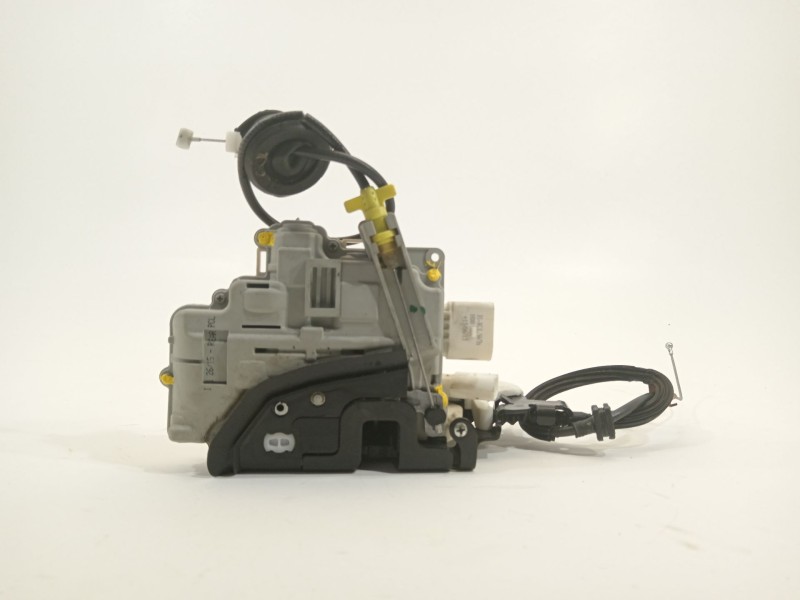 Recambio de cerradura puerta trasera izquierda para porsche panamera diesel referencia OEM IAM 97053652300  