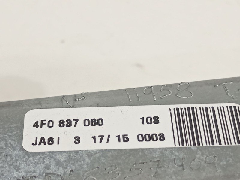 Recambio de motor cierre centralizado trasero izquierdo para porsche panamera diesel referencia OEM IAM 4F0837059  