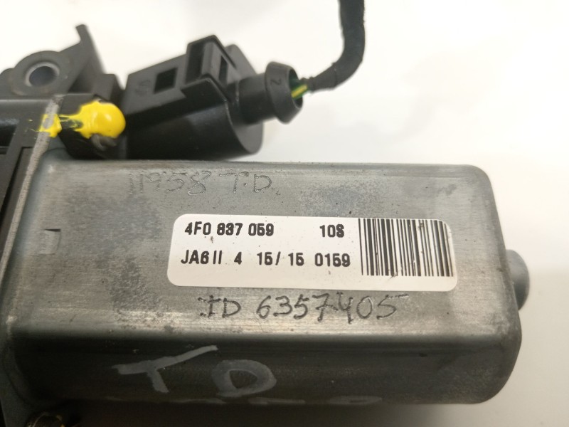 Recambio de motor cierre centralizado trasero derecho para porsche panamera diesel referencia OEM IAM 4F0837059  