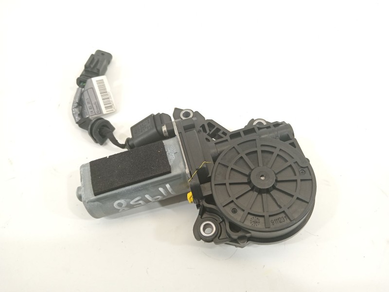 Recambio de motor cierre centralizado trasero derecho para porsche panamera diesel referencia OEM IAM 4F0837059  