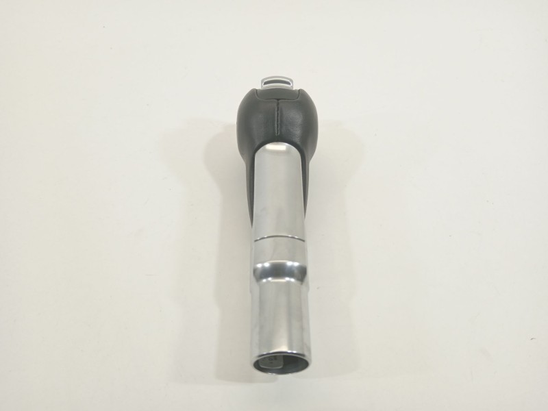 Recambio de pomo palanca cambio para porsche panamera diesel referencia OEM IAM 97042606901  