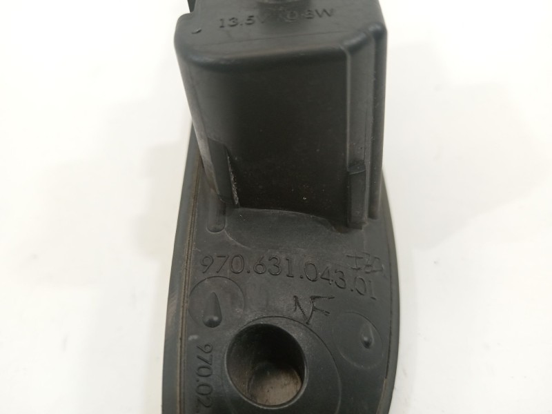 Recambio de piloto lateral izquierdo para porsche panamera diesel referencia OEM IAM 97063104301  