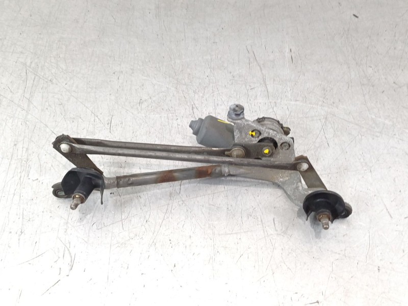 Recambio de motor limpia delantero para toyota yaris connect referencia OEM IAM 851100D080  