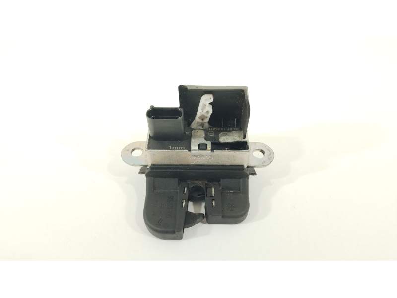 CERRADURA MALETERO / PORTON 5G6827505 