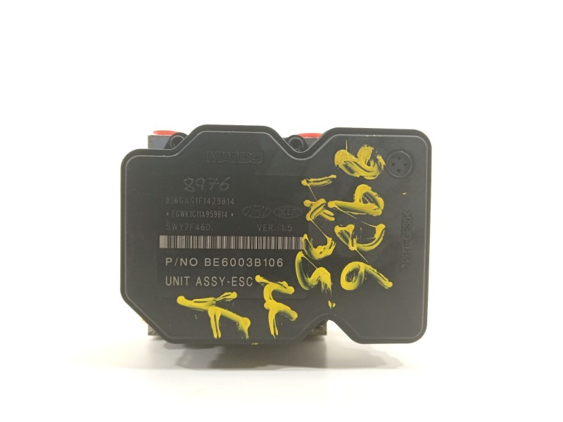 Recambio de abs para hyundai ix35 classic 2wd referencia OEM IAM 589202Y350  