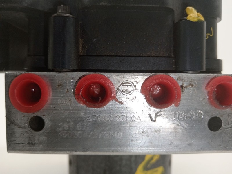 Recambio de abs para nissan pulsar (c13) acenta referencia OEM IAM 476603ZL0A  