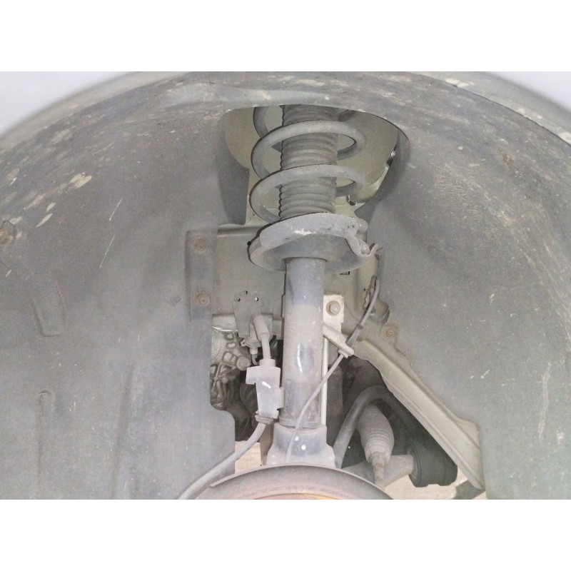 Recambio de amortiguador delantero izquierdo para ford kuga i 2.0 tdci referencia OEM IAM   