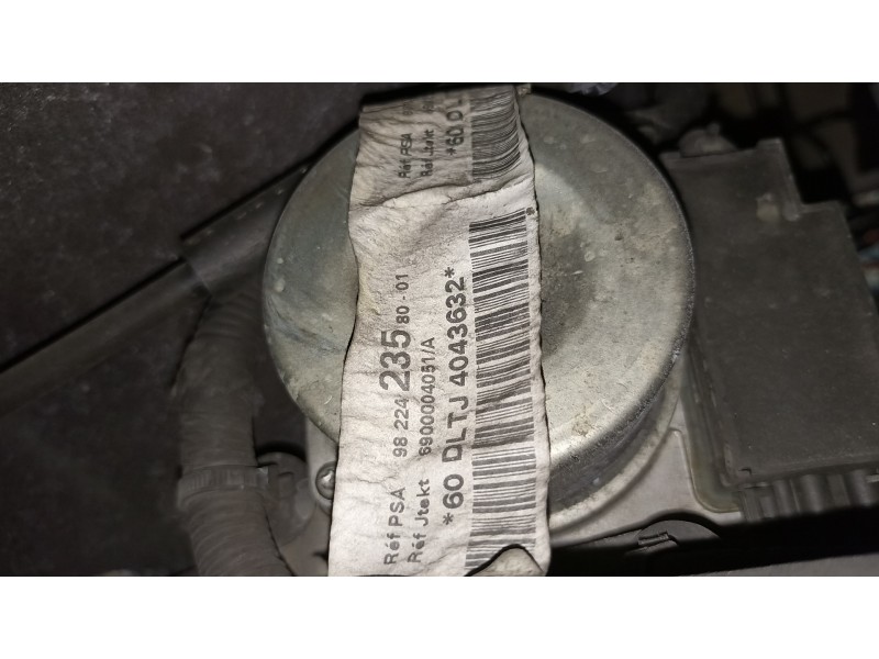 Recambio de cremallera direccion para citroën c-elysée feel referencia OEM IAM 9822423580  