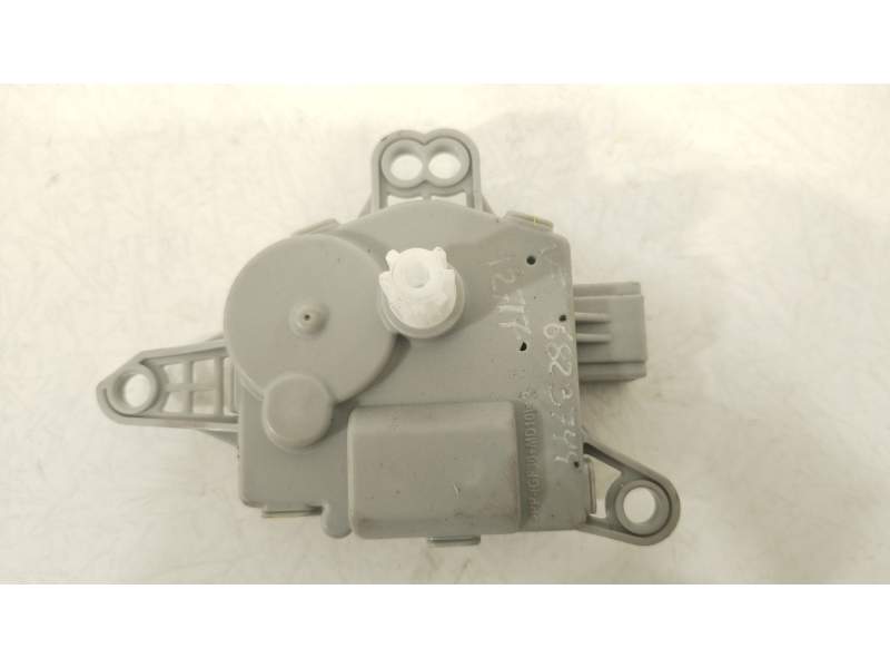 MOTOR APERTURA TRAMPILLAS CLIMATIZADOR EA1F1DN8AB02 