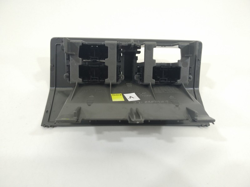 Recambio de moldura para volkswagen crafter kasten (sy) furgón 35 bl ta fwd referencia OEM IAM 7C1857077  