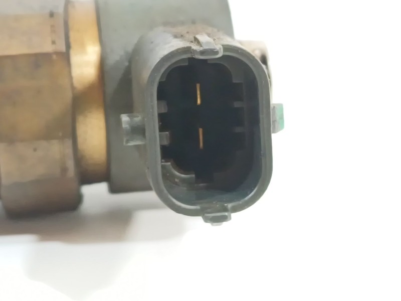 Recambio de inyector para volvo s60 berlina 2.4 d referencia OEM IAM 8658352  0445110078