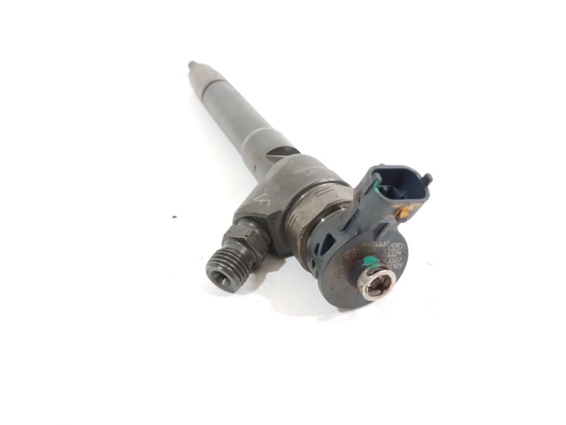 Recambio de inyector para opel vivaro b kasten/combi combi l1 2.9t referencia OEM IAM 0445110569  HMLGT2183R