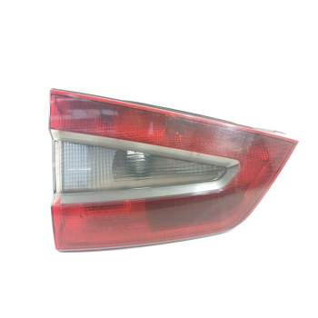 PILOTO TRASERO IZQUIERDO EN PORTON 6M2113A603EB 