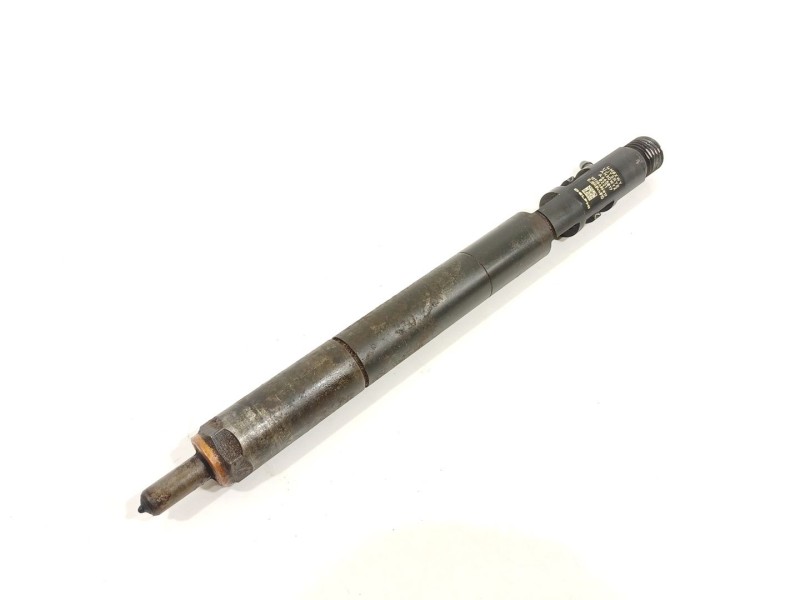 Recambio de inyector para ssangyong rodius xdi referencia OEM IAM A6650170221  EJBR04401D