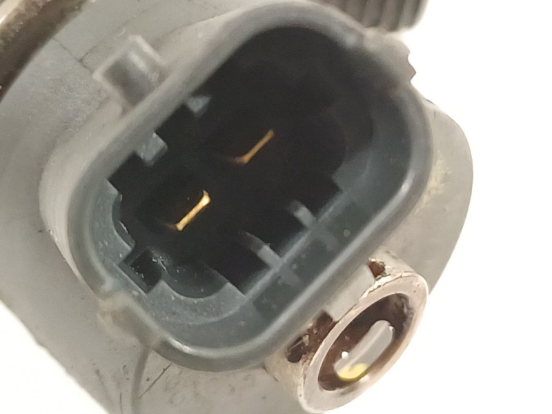 Recambio de inyector para kia carens (un) concept referencia OEM IAM 3380027400  0445110258