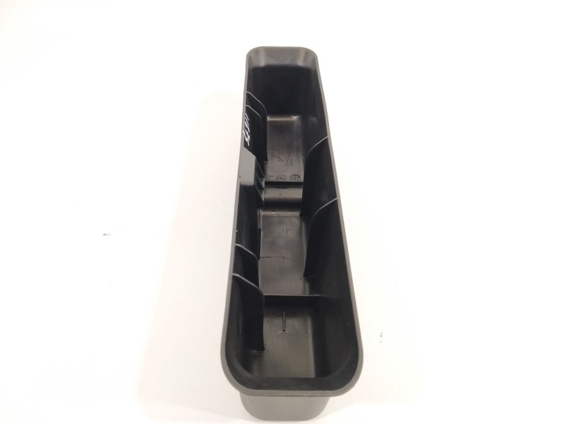 Recambio de moldura para volkswagen crafter kasten (sy) furgón 35 bl ta fwd referencia OEM IAM 7C0955737  